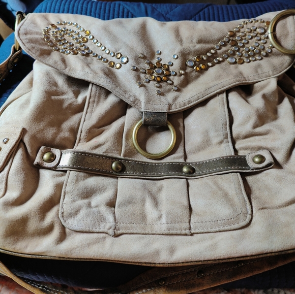 🔷Kathy Van Zeeland Faux Suede Large Studded Tan convertible hobo Handbag - Picture 2 of 12